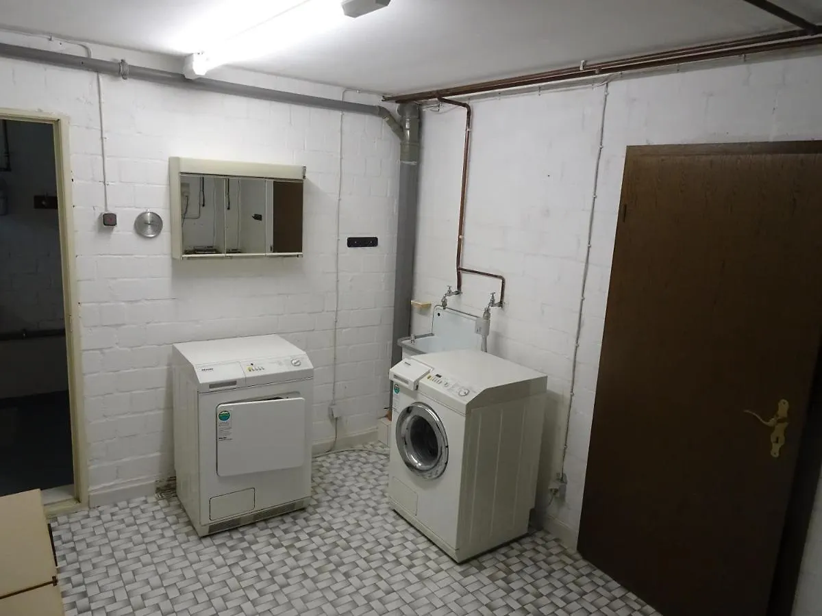 Ferienwohnung Five Oaks Sky Hamburg Privatunterkunft